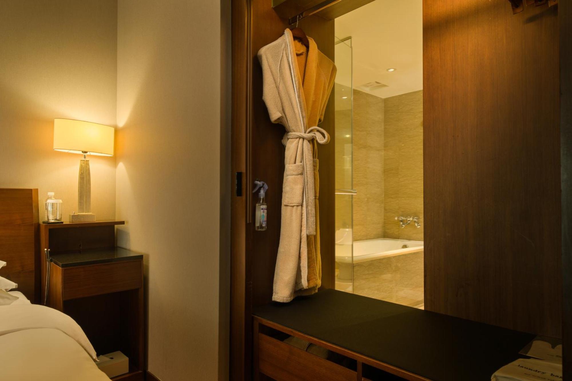 Les Suites Taipei Ching Cheng Room photo