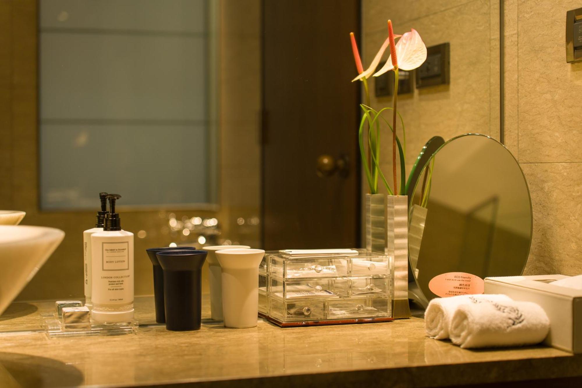 Les Suites Taipei Ching Cheng Room photo
